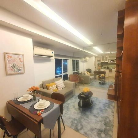 Bgc Taguig Cozy 2 Bedroom Loft, With Stunning Bgc Skyline View! Manila Eksteriør billede