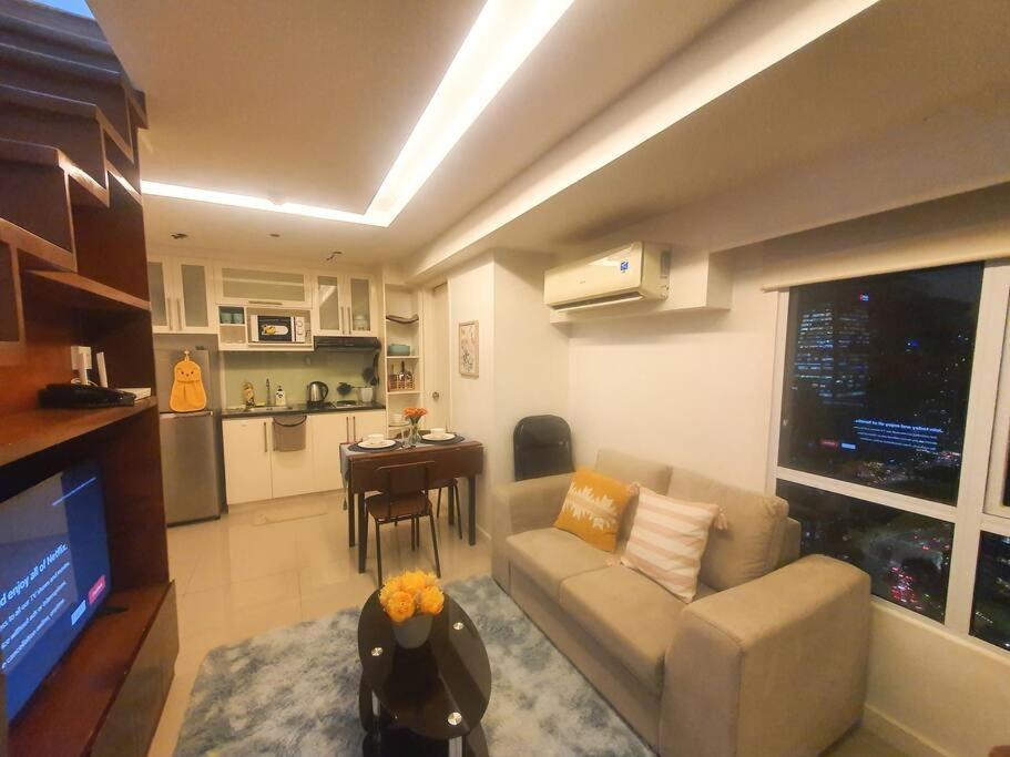 Bgc Taguig Cozy 2 Bedroom Loft, With Stunning Bgc Skyline View! Manila Eksteriør billede